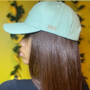 NEW! Pastel GREEN NIKE HAT 🧢 💚